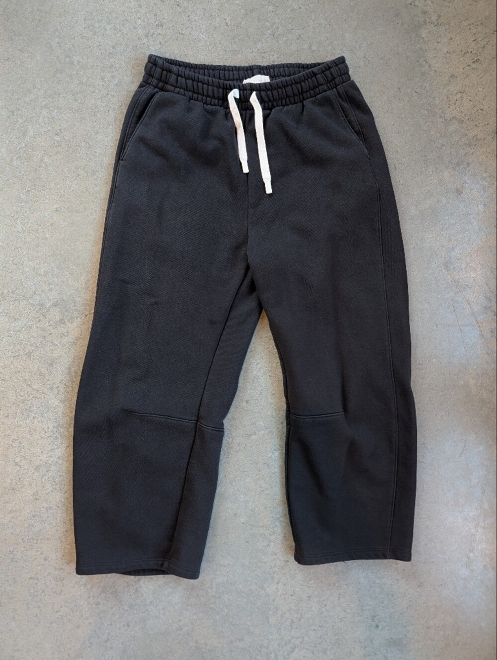 EVERLANE Luxe Fleece Barrel Sweatpant Cropped Medium Black